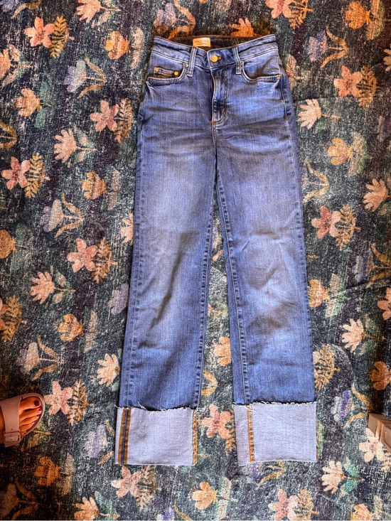 Pilcro Denim - Pilcro Straight-Leg Jeans in Blue with Cuffed Hem
